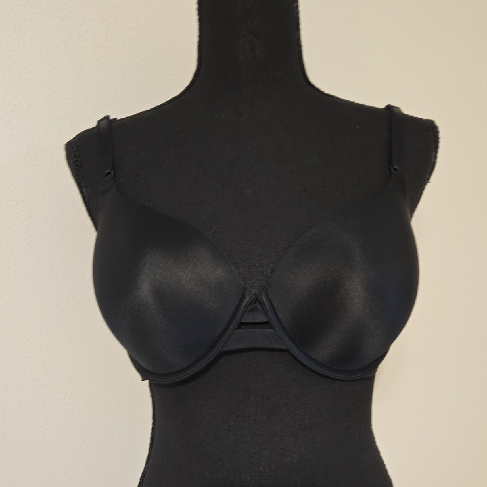 Warner's Sleek Black Women's Bra